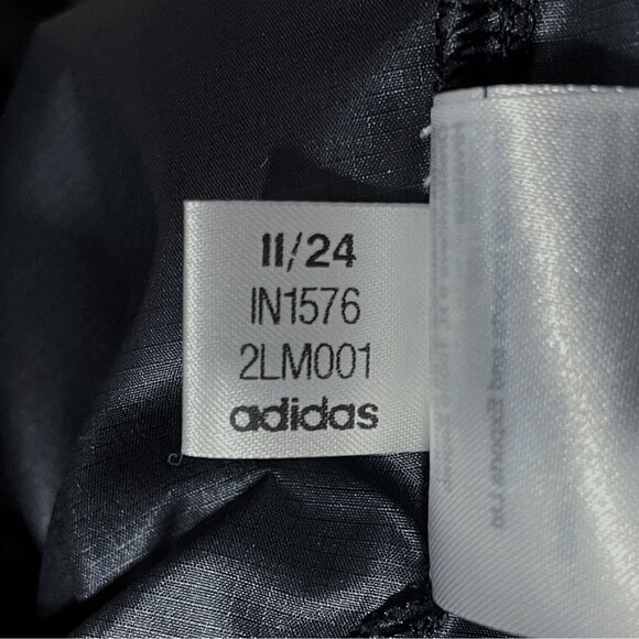 adidas Own the Run Jacket — Lightweight Black Windbreaker Running Jacket NWT - Picture 15 of 16